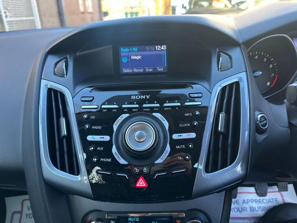 Used Ford Focus 2013 for sale - 76886079: Photo 25