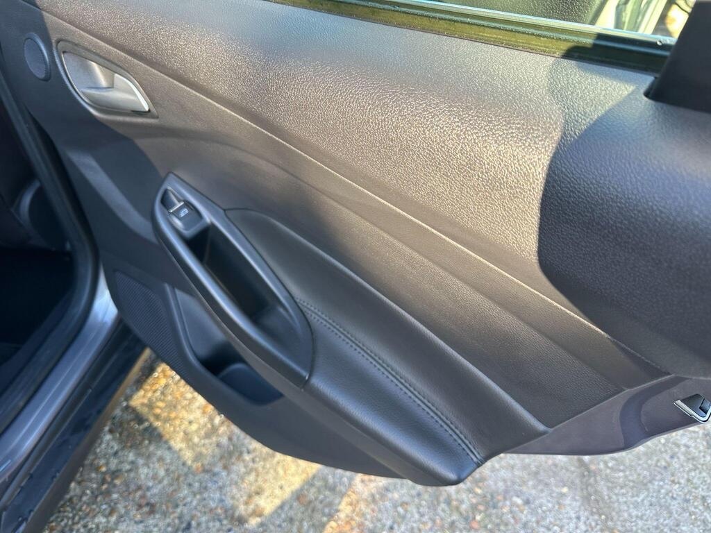 Used Ford Focus 2013 for sale - 76886079: Photo 35