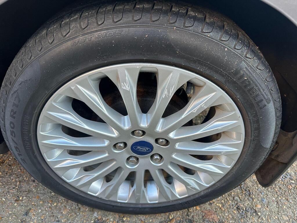 Used Ford Focus 2013 for sale - 76886079: Photo 40