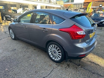 Used Ford Focus 2013 for sale - 76886079: Photo