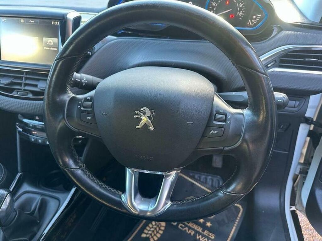 Used Peugeot 2008 2016 for sale - 77019982: Photo 13