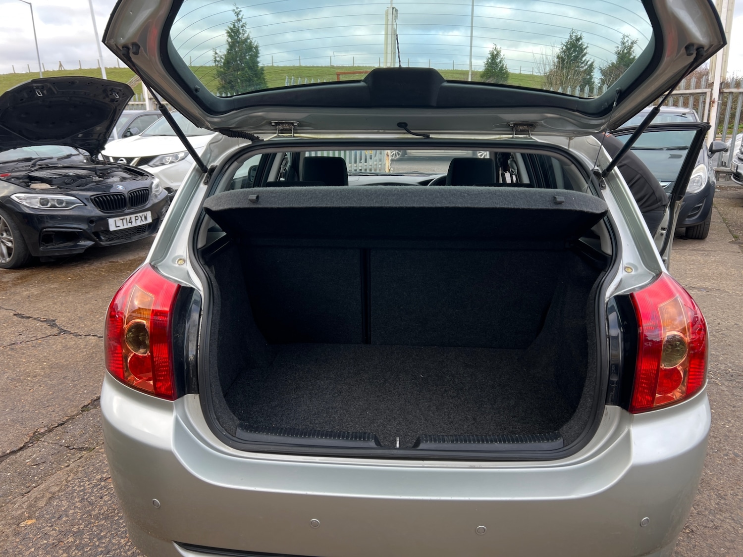 Used Toyota Corolla 2005 for sale - 77057024: Photo 15