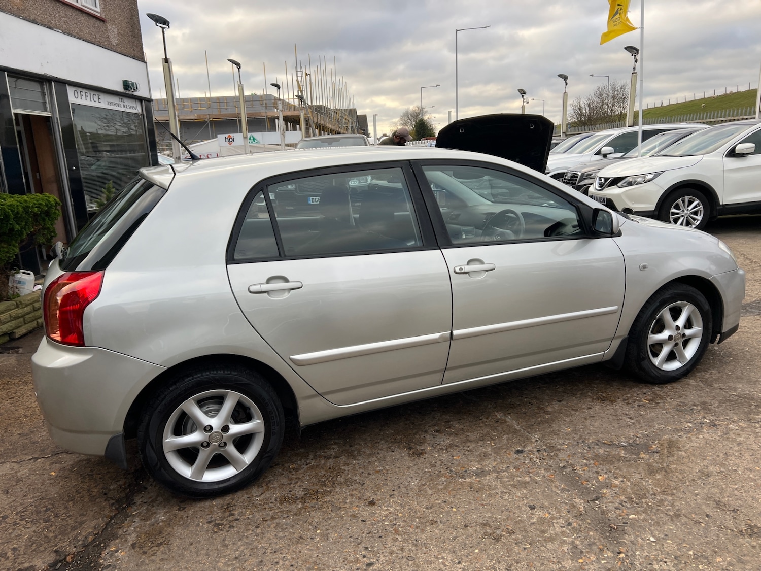 Used Toyota Corolla 2005 for sale - 77057024: Photo 9