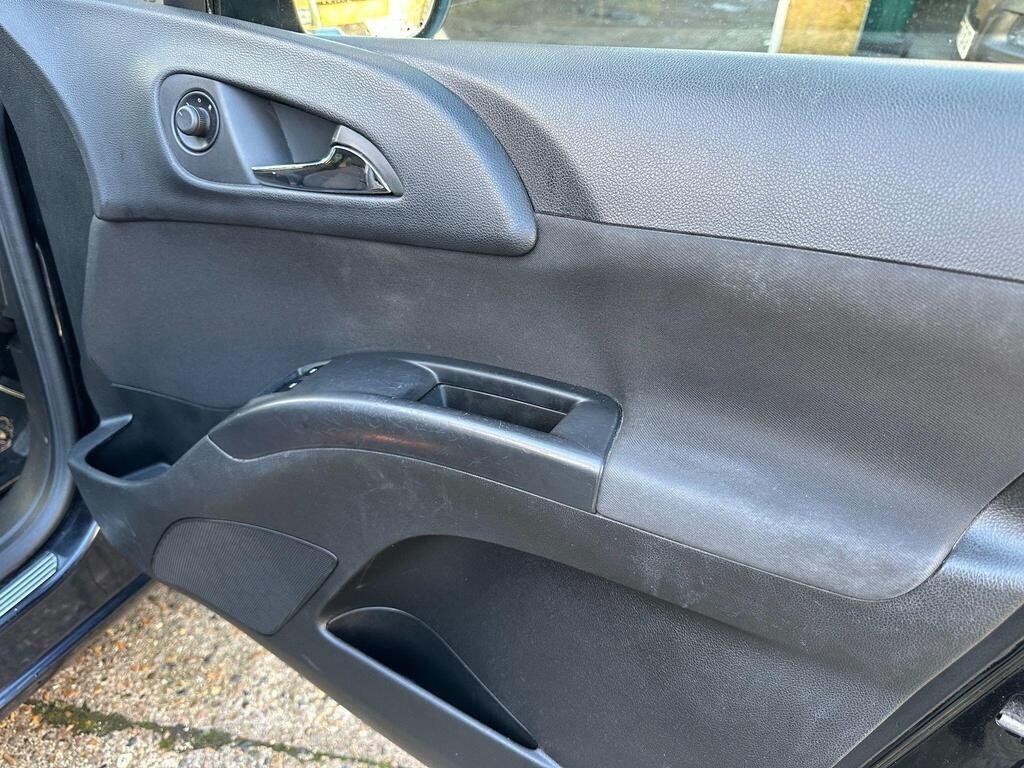 Used Vauxhall Meriva 2011 for sale - 76916613: Photo 26