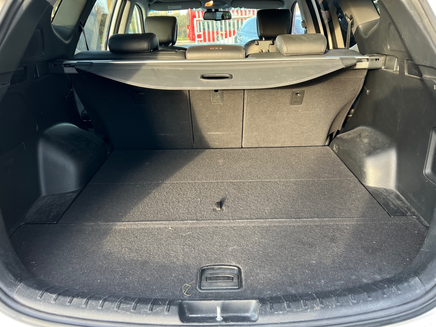 Used Hyundai Santa Fe 2018 for sale - 76942300: Photo 16