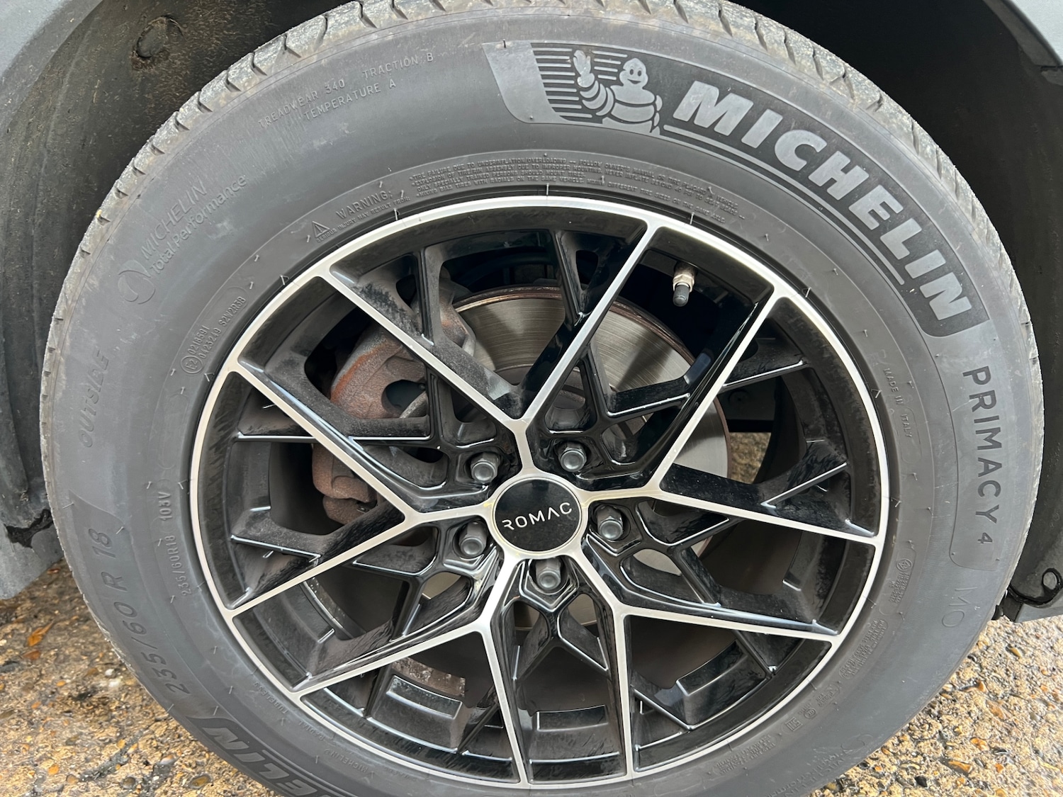 Used Hyundai Santa Fe 2018 for sale - 76942300: Photo 38