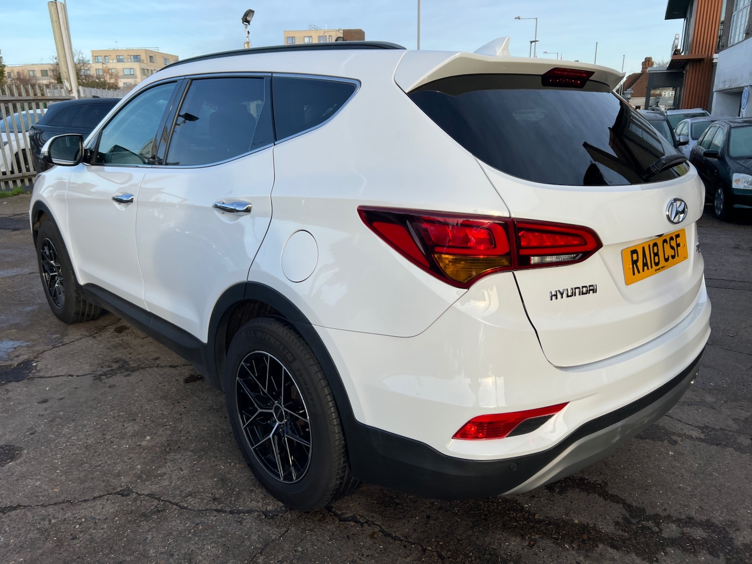 Used Hyundai Santa Fe 2018 for sale - 76942300: Photo 8