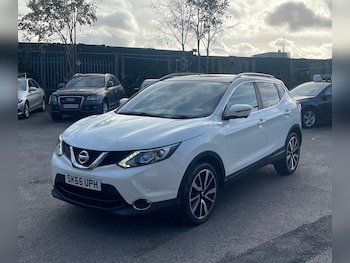 Used Nissan Qashqai 2015 for sale - 79124801: Photo