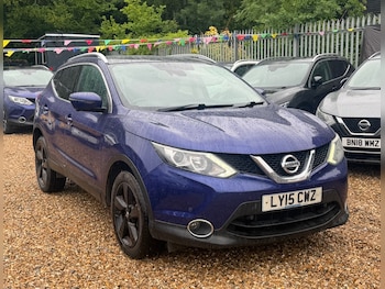 Used Nissan Qashqai 2015 for sale - 79104523: Photo