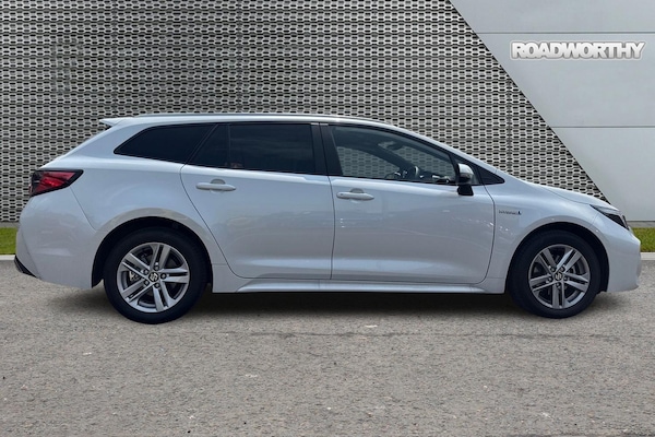 Used Suzuki Swace 2025 for sale - 76136200: Photo 3