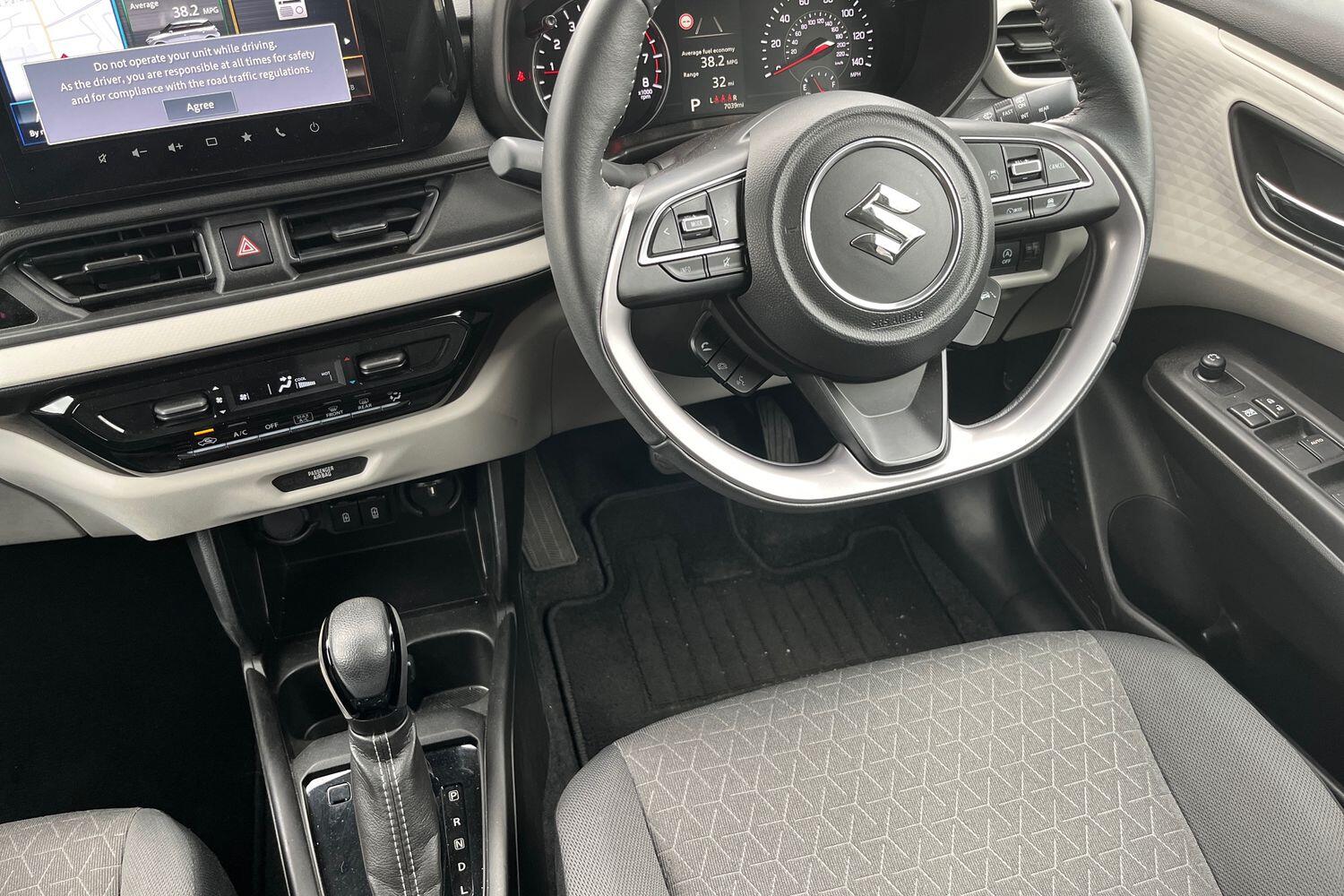 Used Suzuki Swift 2024 for sale - 76294712: Photo 12