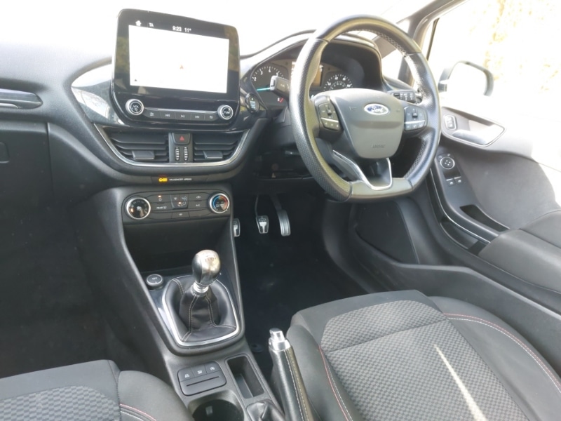 Used Ford Fiesta 2018 for sale - 77947904: Photo 11