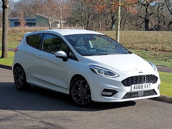 Used Ford Fiesta 2018 for sale - 77947904: Photo