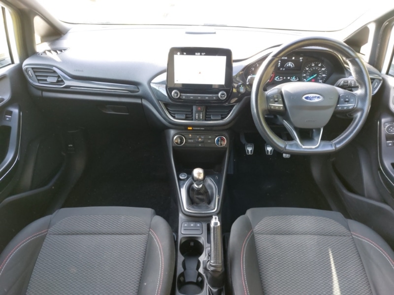 Used Ford Fiesta 2018 for sale - 77947904: Photo 2