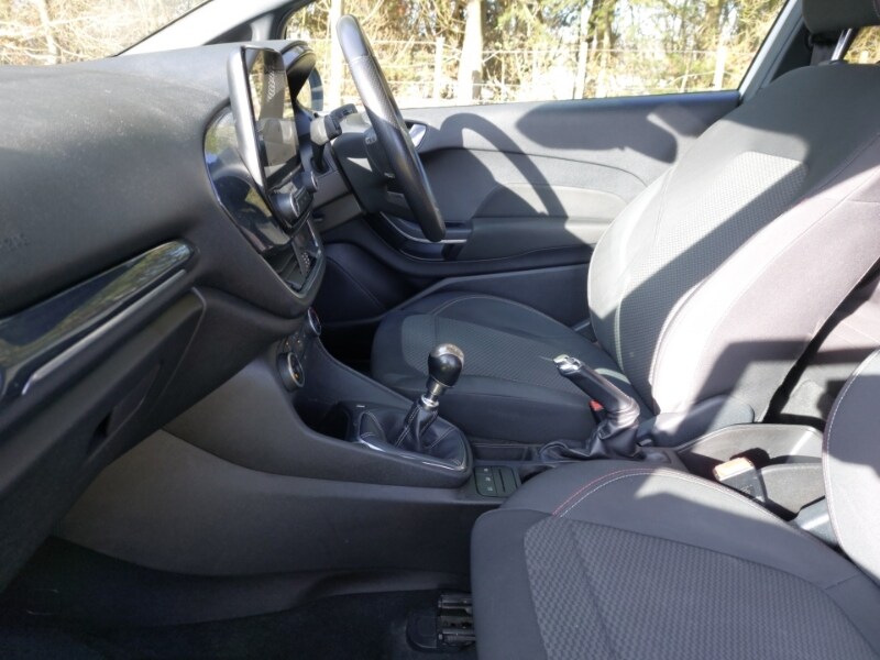 Used Ford Fiesta 2018 for sale - 77947904: Photo 5