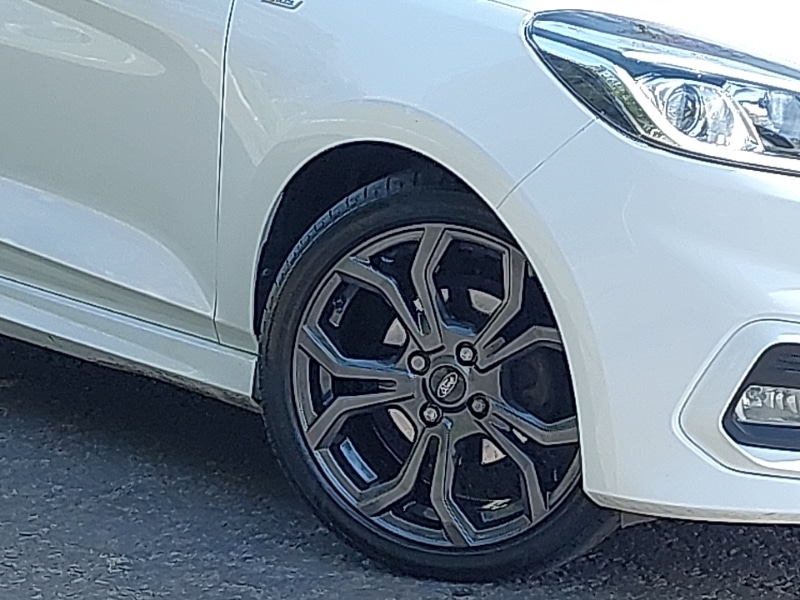 Used Ford Fiesta 2018 for sale - 77947904: Photo 9