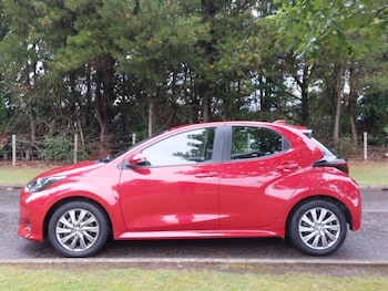 Used Toyota Yaris 2023 for sale - 79525560: Photo