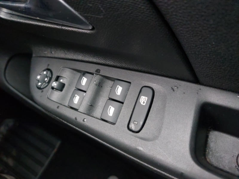 Used Vauxhall Corsa 2022 for sale - 76418989: Photo 17