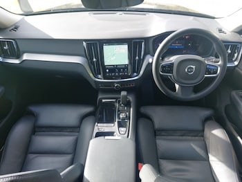 Used Volvo V60 2023 for sale - 78342676: Photo