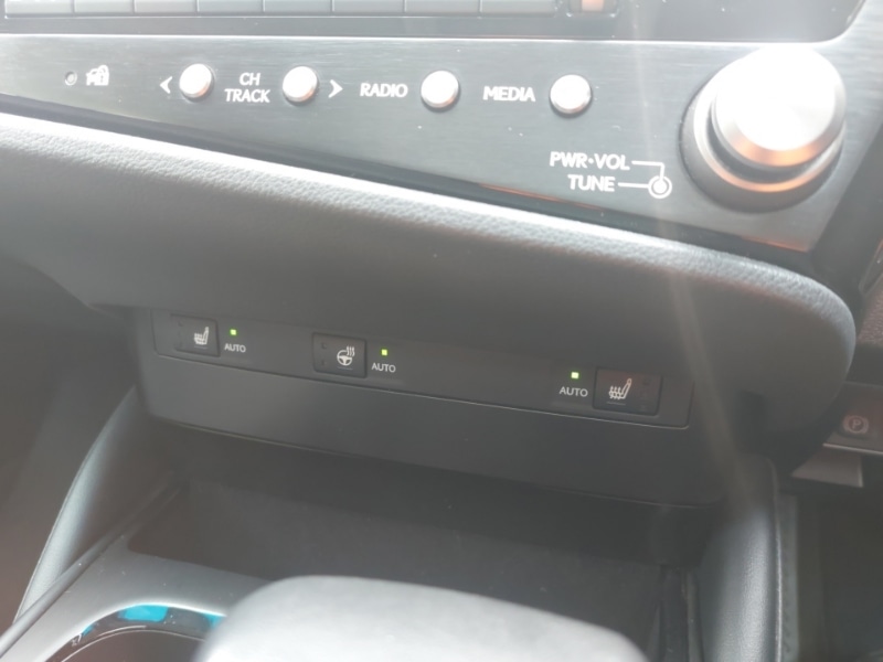 Used Lexus ES 2022 for sale - 76834366: Photo 18