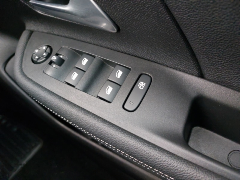 Used Vauxhall Mokka 2025 for sale - 76947461: Photo 17