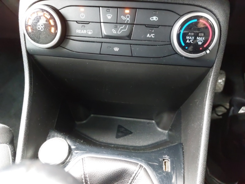 Used Ford Fiesta 2019 for sale - 78061271: Photo 18