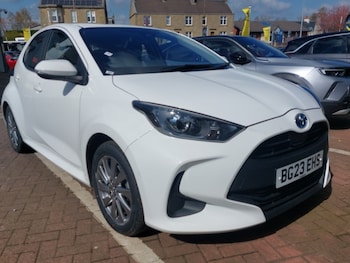 Used Toyota Yaris 2023 for sale - 78441122: Photo