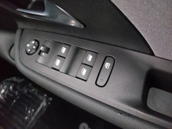 Used Vauxhall Mokka 2025 for sale - 76221596: Photo 17