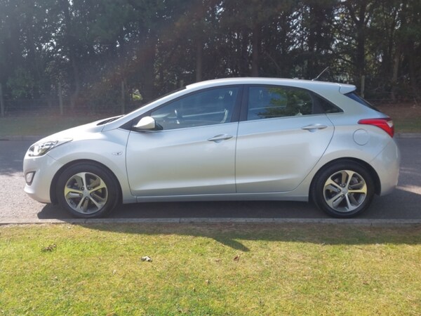 Used Hyundai i30 2015 for sale - 75562523: Photo 4