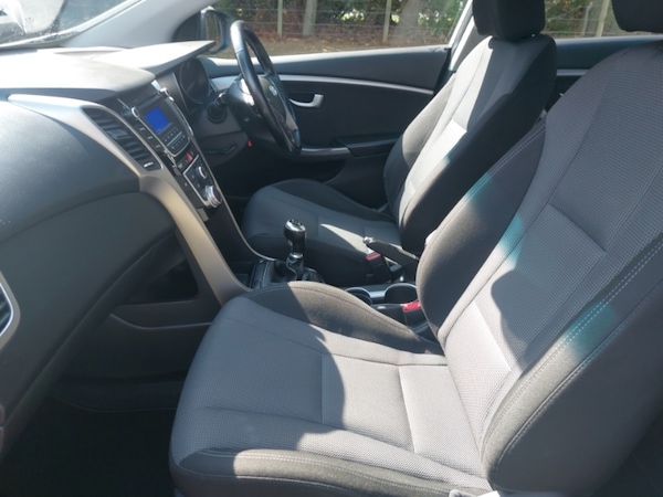 Used Hyundai i30 2015 for sale - 75562523: Photo 5