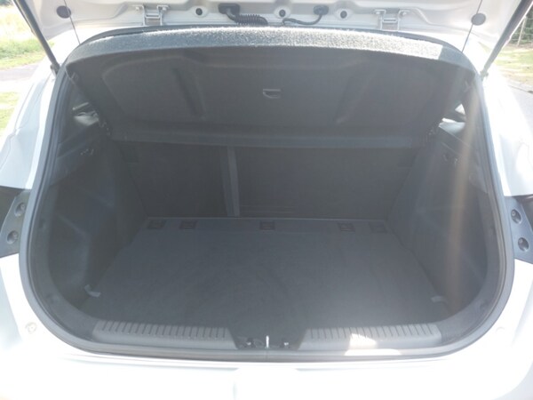 Used Hyundai i30 2015 for sale - 75562523: Photo 8