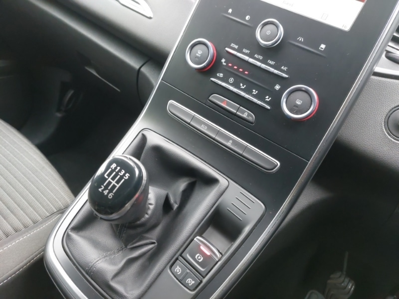 Used Renault Grand Scenic 2019 for sale - 76254658: Photo 18