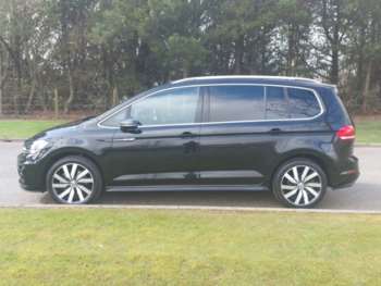 Used Volkswagen Touran 2019 for sale - 74269478: Photo