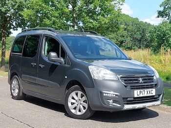 Used Peugeot Partner Tepee 2017 for sale - 79267624: Photo