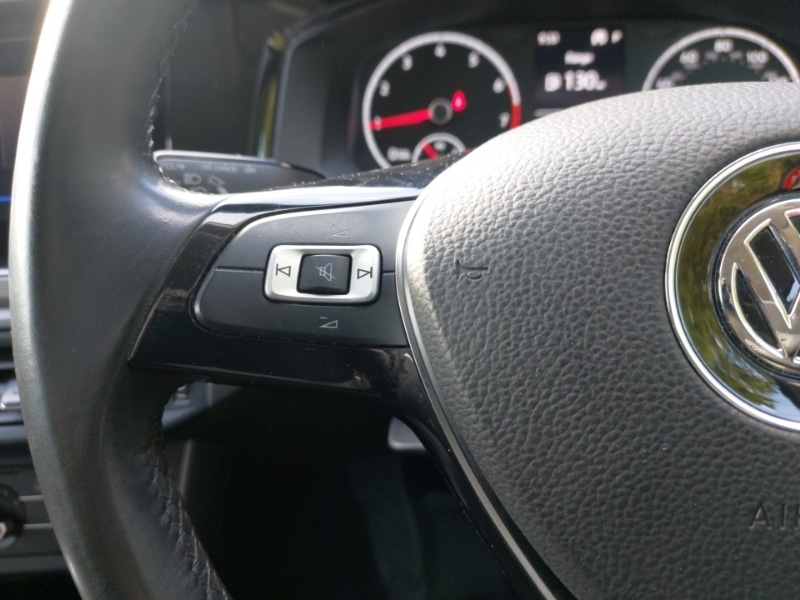 Used Volkswagen Polo 2018 for sale - 77816385: Photo 15