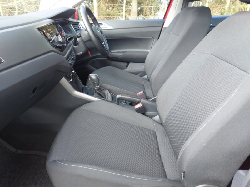 Used Volkswagen Polo 2018 for sale - 77816385: Photo 5