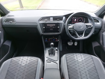 Used Volkswagen Tiguan 2024 for sale - 79048399: Photo