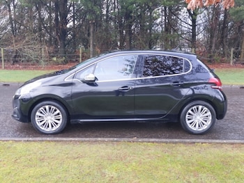 Used Peugeot 208 2016 for sale - 77716787: Photo