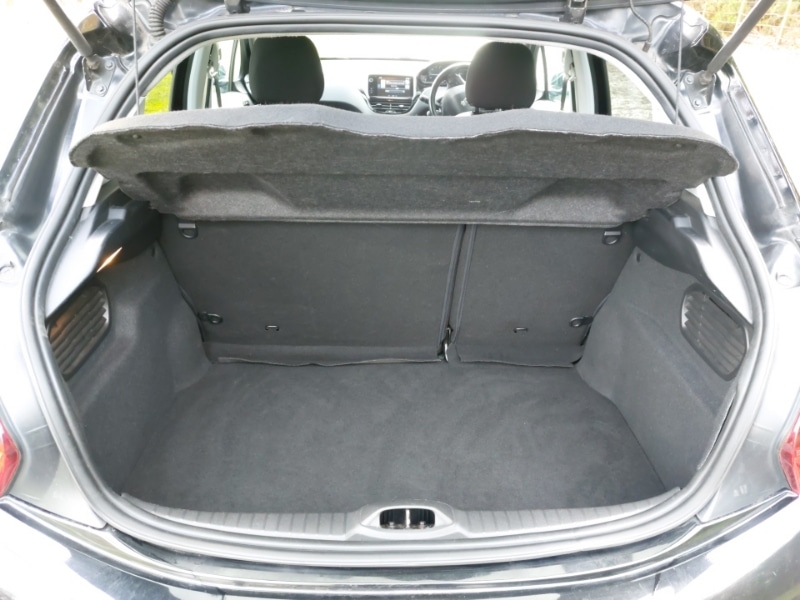 Used Peugeot 208 2016 for sale - 77716787: Photo 8