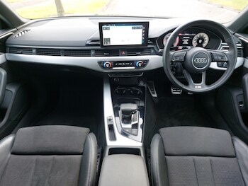Used Audi A4 2021 for sale - 77702070: Photo