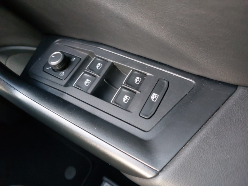 Used Volkswagen T-Roc 2021 for sale - 77689735: Photo 17