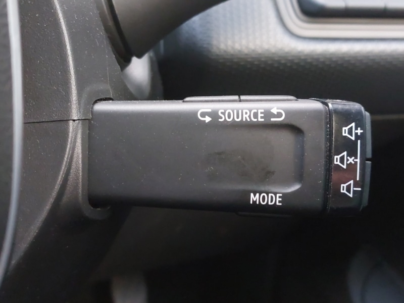 Used Renault Clio 2021 for sale - 76941938: Photo 19