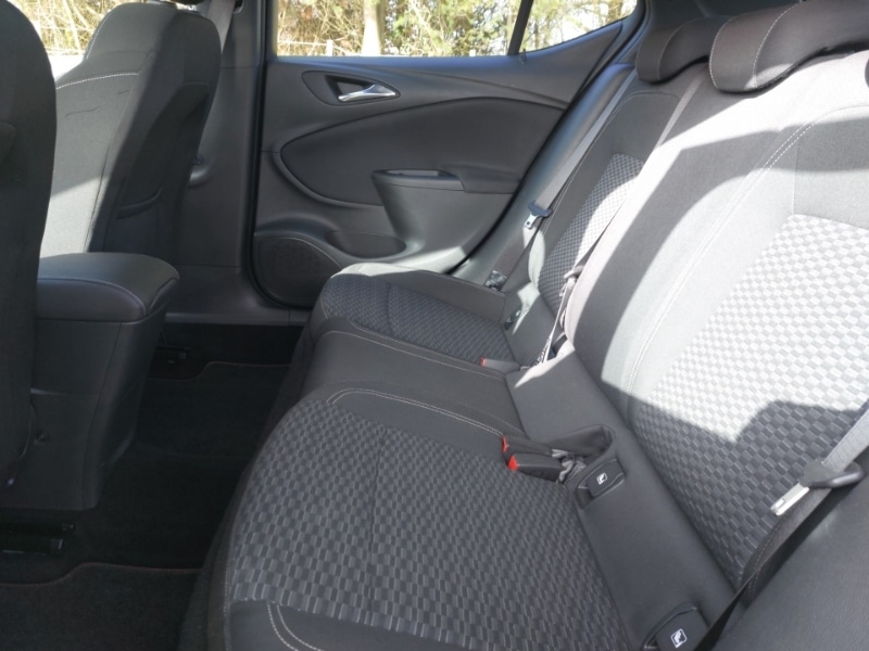 Used Vauxhall Astra 2017 for sale - 78040869: Photo 6