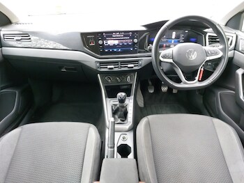 Used Volkswagen Polo 2024 for sale - 77922423: Photo