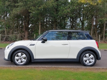 Used MINI Hatch 2021 for sale - 78567499: Photo