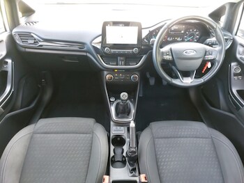 Used Ford Fiesta 2018 for sale - 77694800: Photo