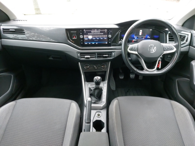 Used Volkswagen Polo 2024 for sale - 77644492: Photo 2