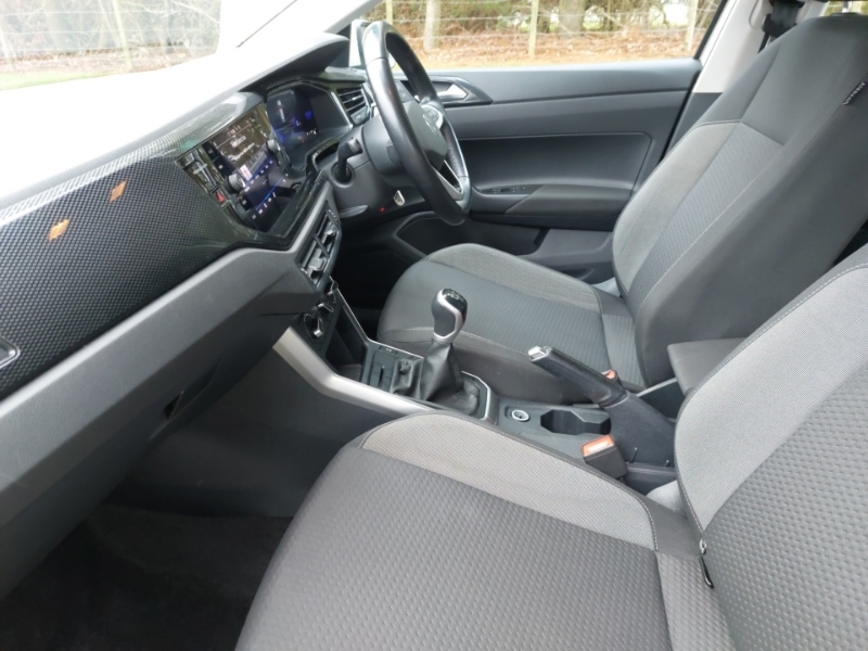 Used Volkswagen Polo 2024 for sale - 77644492: Photo 5