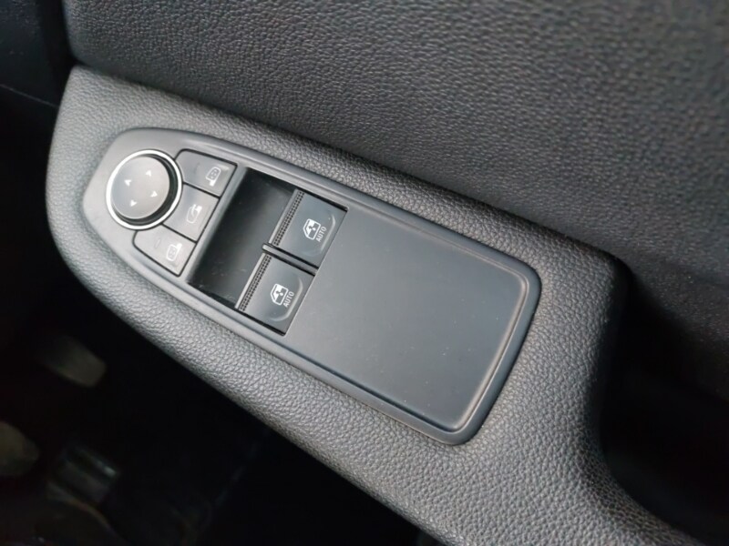 Used Renault Clio 2021 for sale - 77047303: Photo 17