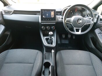 Used Renault Clio 2021 for sale - 77047303: Photo